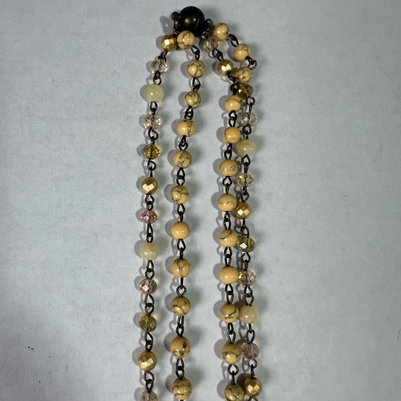 Melania Clara Necklace - Picture 8 of 9